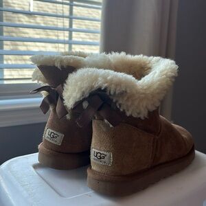 Brown Mini Bailey Bow UGGS